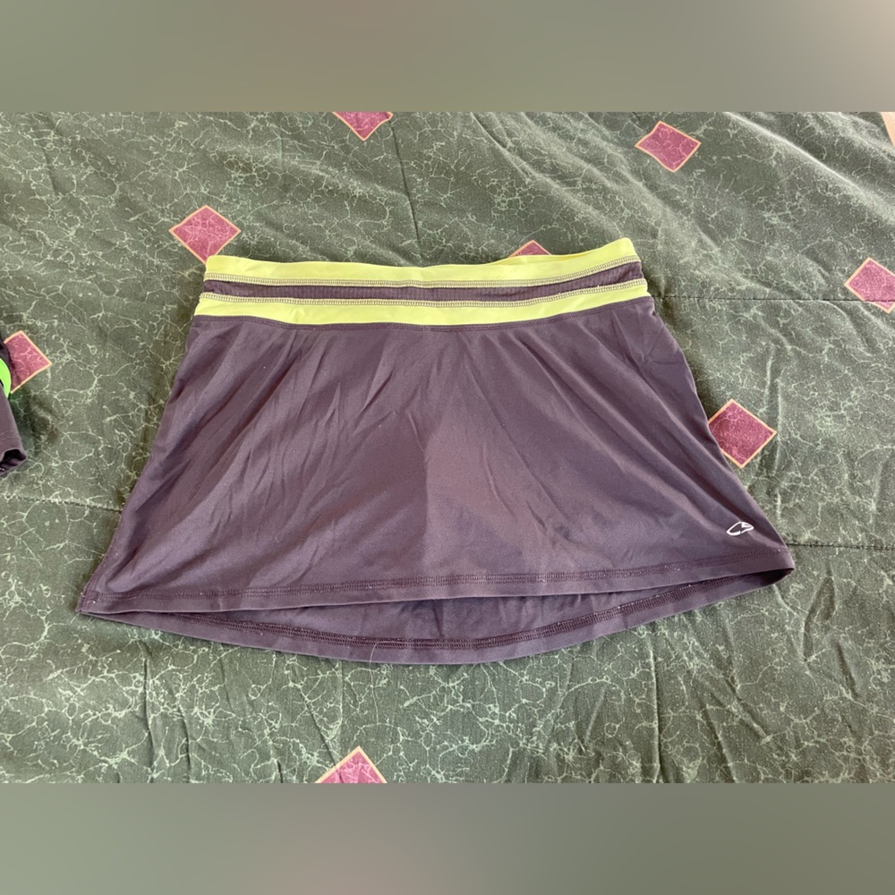 Champion Women's Black and Gray Skorts with Neon Accents - Picture 4 of 11